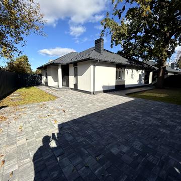 Інститутська вул. (Артема)