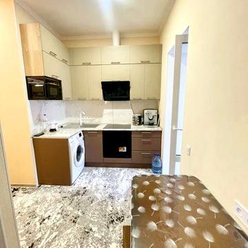 ТЕРМІНОВО Продам однокімнатну квартиру в Центрі! Ремонт!