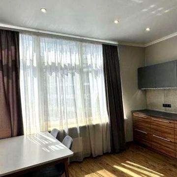 Сдам СТИЛЬНУЮ 1-комнатную квартиру на КАМАНИНА | долгосрочная аренда