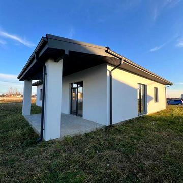 Елітний будинок у престижному масиві Грін Хілз