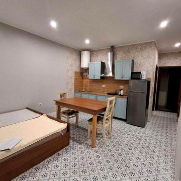 Утеплена студія, Стеценка 49/63,