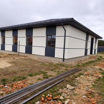 Американка двоян на дві сімї в Олександрії