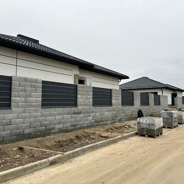 Котедж в місті. Американка