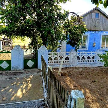 Продам камяний будинок