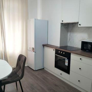 Академіка Сахарова вул., 20б