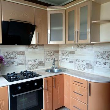 коновальця, 5