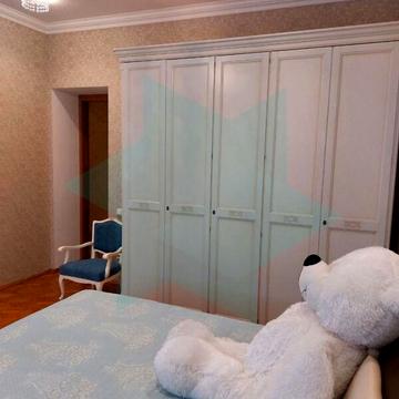 Довгострокова оренда 4к Квартира Коновальця Євгена провулок