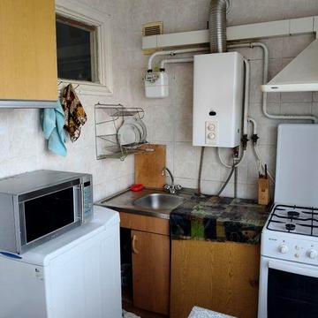 Продаж 2х кімнатної квартири по Б.Лятошинського!