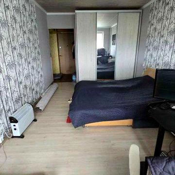 Продам однокімнатну квартиру біля Індустріального мосту