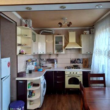 Продам 2-х комнатную студию на Заводской