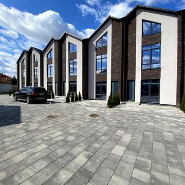 Зоряна вул.