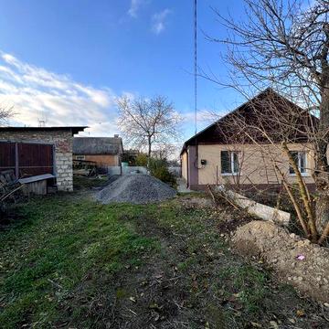 Здам будинок (4 кімнати) на Вінницьких Хуторах. Без зручностей!