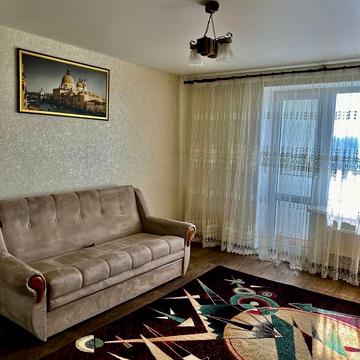 Гоголівська вул., 96