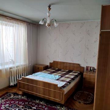 Світла 3-кімнатна з чудовою інфраструктурою — Ушинського