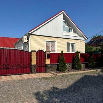 Будинок , приватна ділянка