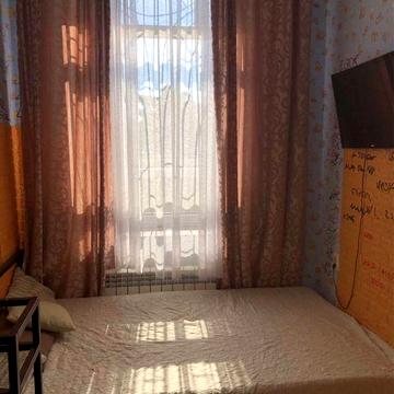 Сдам на долго. Квартиру на Боровского. Золотые столбы