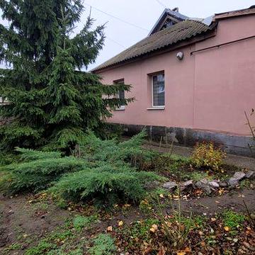 Продам будинок в Марганці.