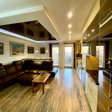 Тершаковців вул. (), 1б