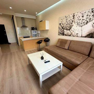 Сдам 2-комн кв в новострое в центре (Литейная)