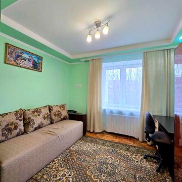 Оренда 3 кімнатна квартира  вул.Суботівська. Левандівка