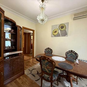 Продажа 4к квартиры в центре Киева Майдан Незалежности Крещатик 88м2