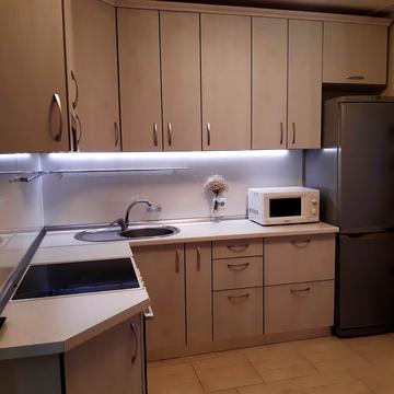 Бориса Гмирі вул., 14