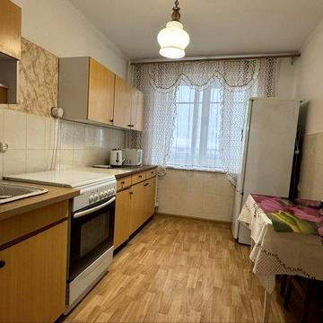 Оренда 3 кімнатної квартири район 12 школа