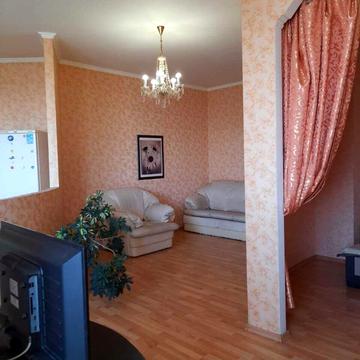 Середньофонтанська вул., 19б