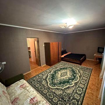 Сдам 1 комнатную квартиру с видом на Чешку. НЕ АГЕНСТВО можно военным!