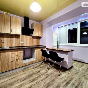 Довгострокова оренда 3к Квартира Кочубея Василя вулиця