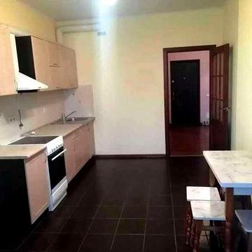 Здається 1-кімнатна квартира на вул.Воскресенська 14Д