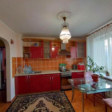 Колонтаївська вул., 65