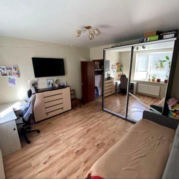 Сдам 1 комнатную квартиру 7 небо ,дом с газом!