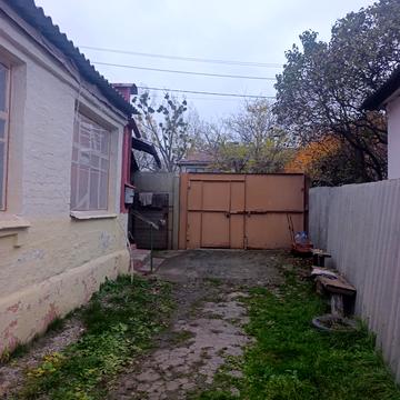 Державна, 27