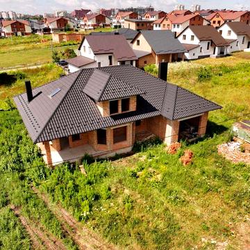 Продам будинок з ділянкою 9 сот в Рівному, р-н Райський сад