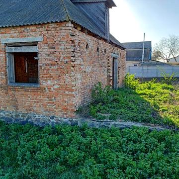 Продам недобудований житловий будинок