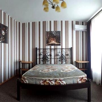 Здам 2.х квартира ЖК Зарічний Бажана 1а метро Славутич