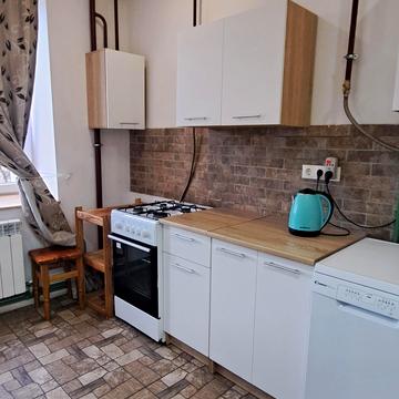 Вереснева вул., 22-А