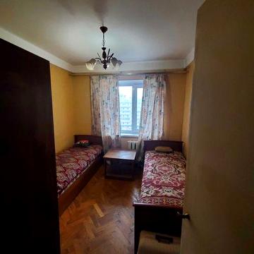 Продам 3х кімн квартиру пр. Павла Тичини, 12в, Березняки