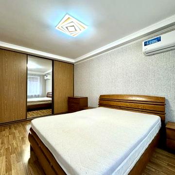 Оренда 2ком квартири Центр м Кловська 5 хв Печерський Світло не викл