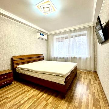 Оренда 2ком квартири Центр м Кловська 5 хв Печерський Світло не викл