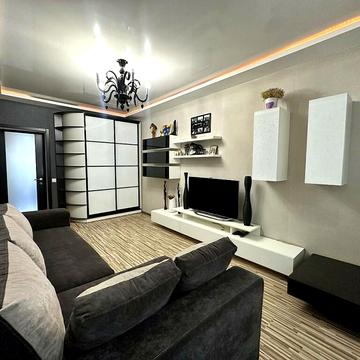 Олексія Вадатурського вул. (Маршала Малиновського), 61/2