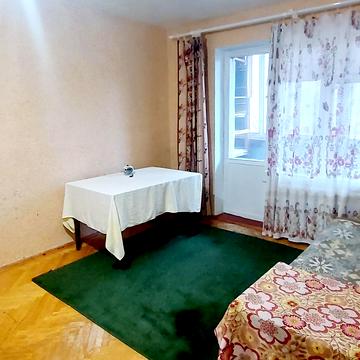 Європейського Союзу просп. (Правди), 3