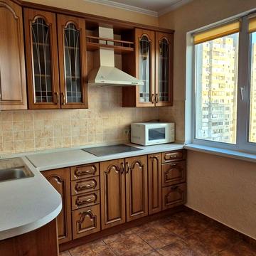 Рональда Рейгана вул., 30-А