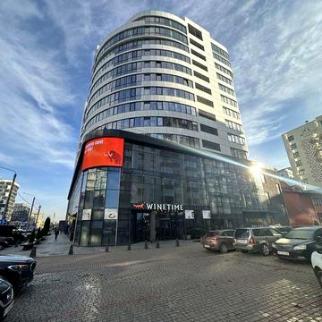 Продам в центрі Sky center 3 км площа 100м2