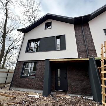 Виговського вул. (Суворова), 15