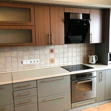 Дорогожичі метро, вулиця Бакинська 37 г!