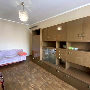 Зелена вул., 11