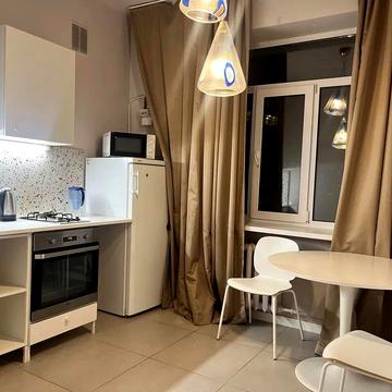 Євгена Коновальця вул. (Щорса), 29