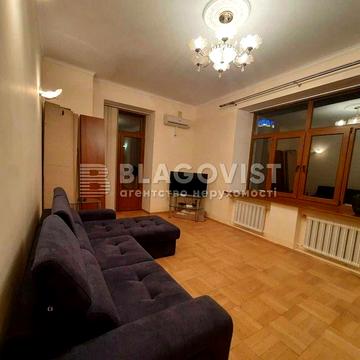 3 кімнатна квартира, вул. Костьольна 6